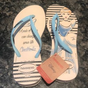 Disney Havainanas flip flops